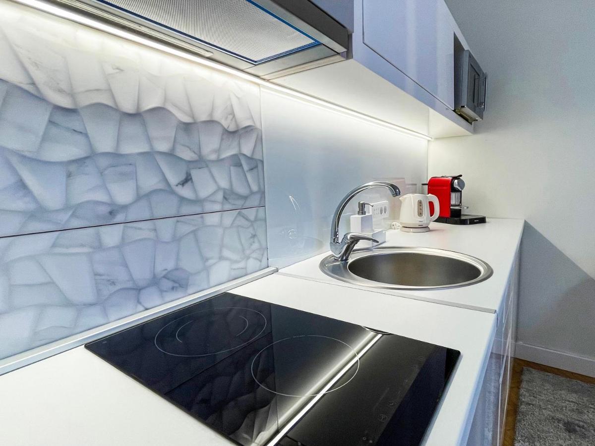 Skadarlija Colorway Apartment เบลเกรด ภายนอก รูปภาพ